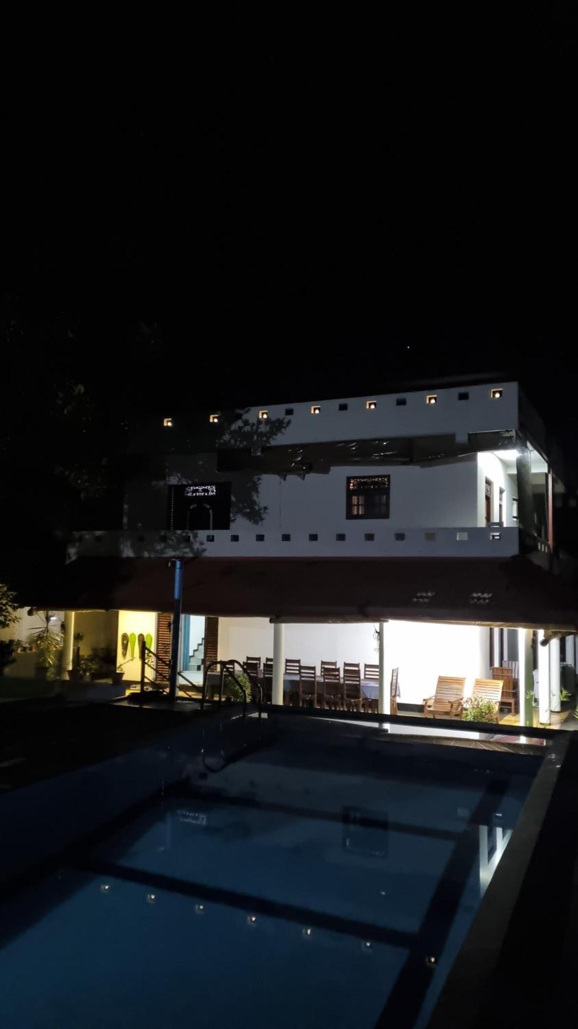 Villa ตัลป์ ภายนอก รูปภาพ